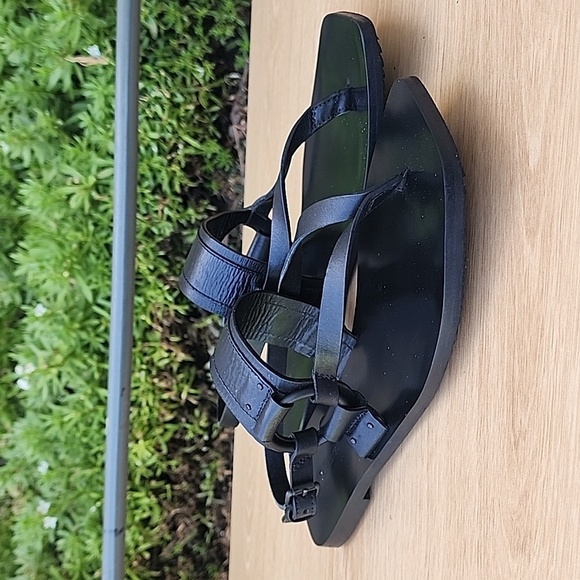 Allsaints Bayley Black Leather Sandals Size 8 - Picture 3 of 9